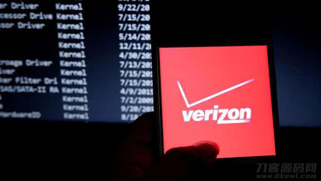 10 月 27 日信息，当地时间周二，亚马逊与美国运营商 Verizon 达成共识，方案根据其开疆辟土的卫星分公司 Project Kuiper 将 4G/LTE 和 5G 覆盖面积扩展到全世界边远地区，这加重了与埃隆马斯克・埃隆马斯克 (Elon Musk) 集团旗下 SpaceX 星链新项目的竟争幅度。鱼见海科技-小程序源码-网站源码-免费源码鱼见海资源网-免费PHP网站源码模板,插件软件资源分享平台！